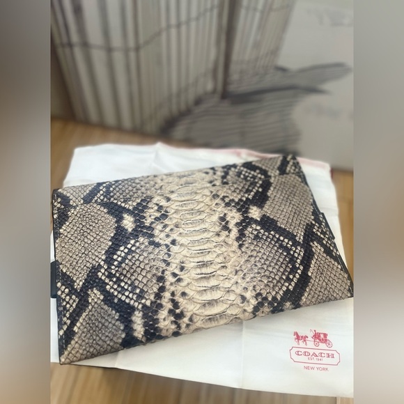 COACH Snakeskin Bag - Picture 5 of 6